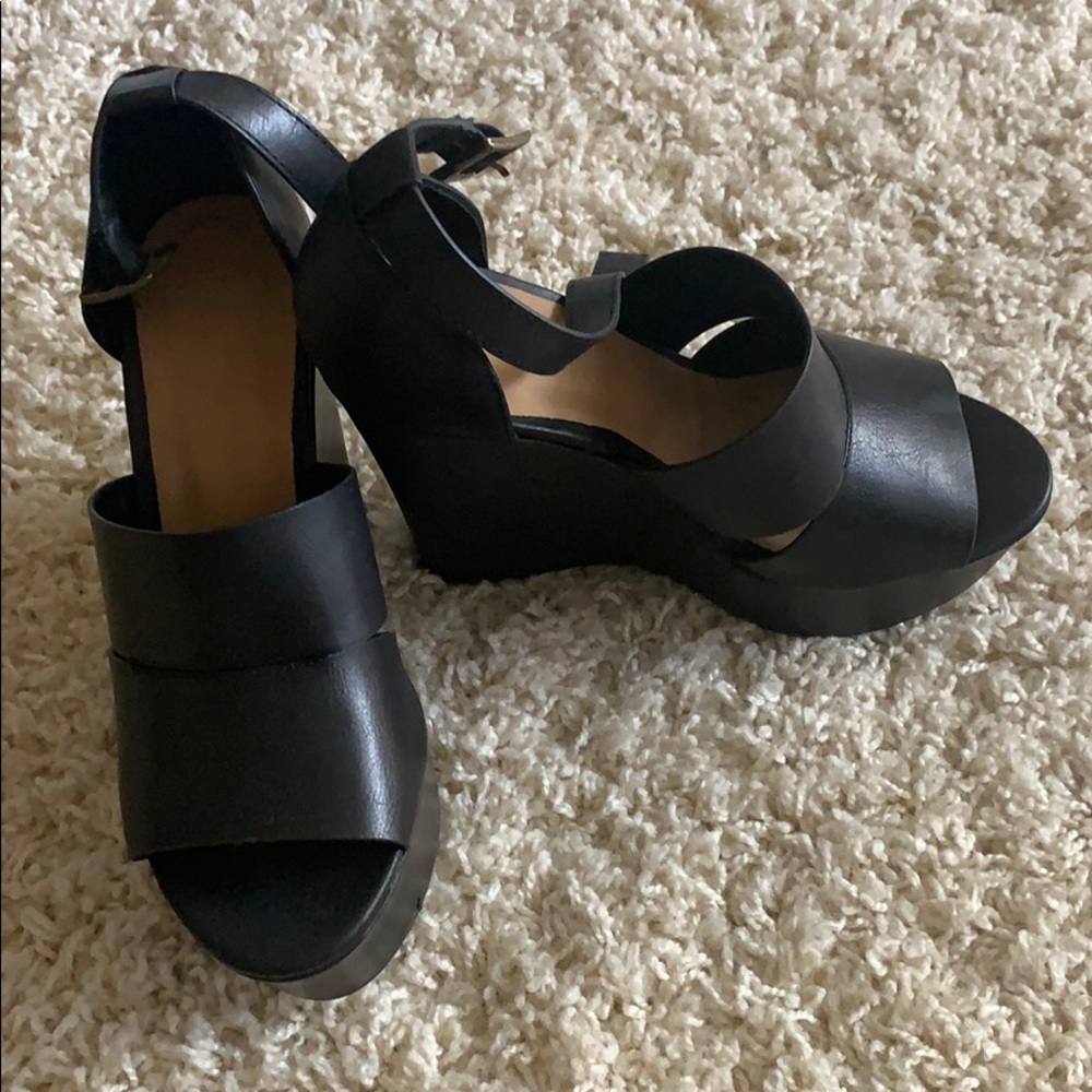 Brand new heels